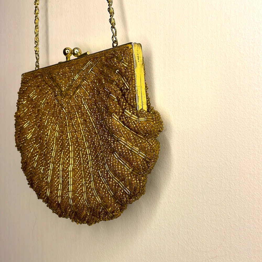Vintage 50-60’s La Regale Golden Beaded Clutch Kiss Lock Clam Shell Evening Bag. - Picture 5 of 9